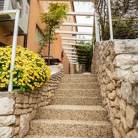 Апартаменты App Jelka Center Of Town Hvar Хвар